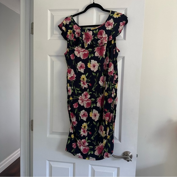 Size XL Stork & Babe Floral Flutter Sleeve Maternity Midi Dress - Picture 2 of 5